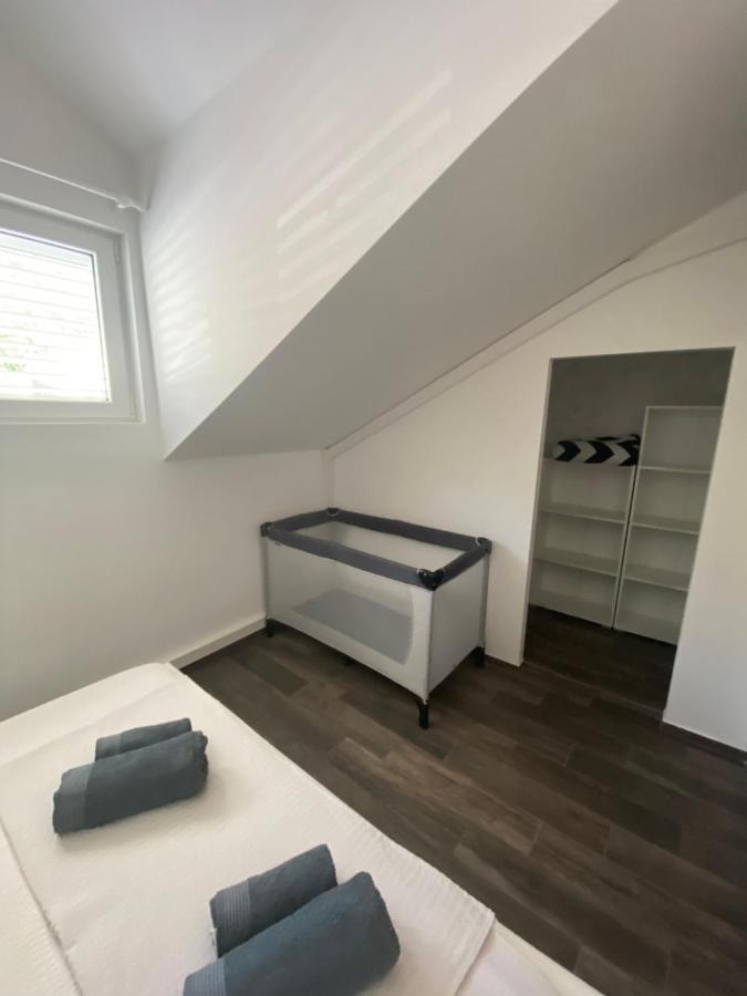 Guesthouse Ruza Sobra Apartments In The Attic Of The House エクステリア 写真