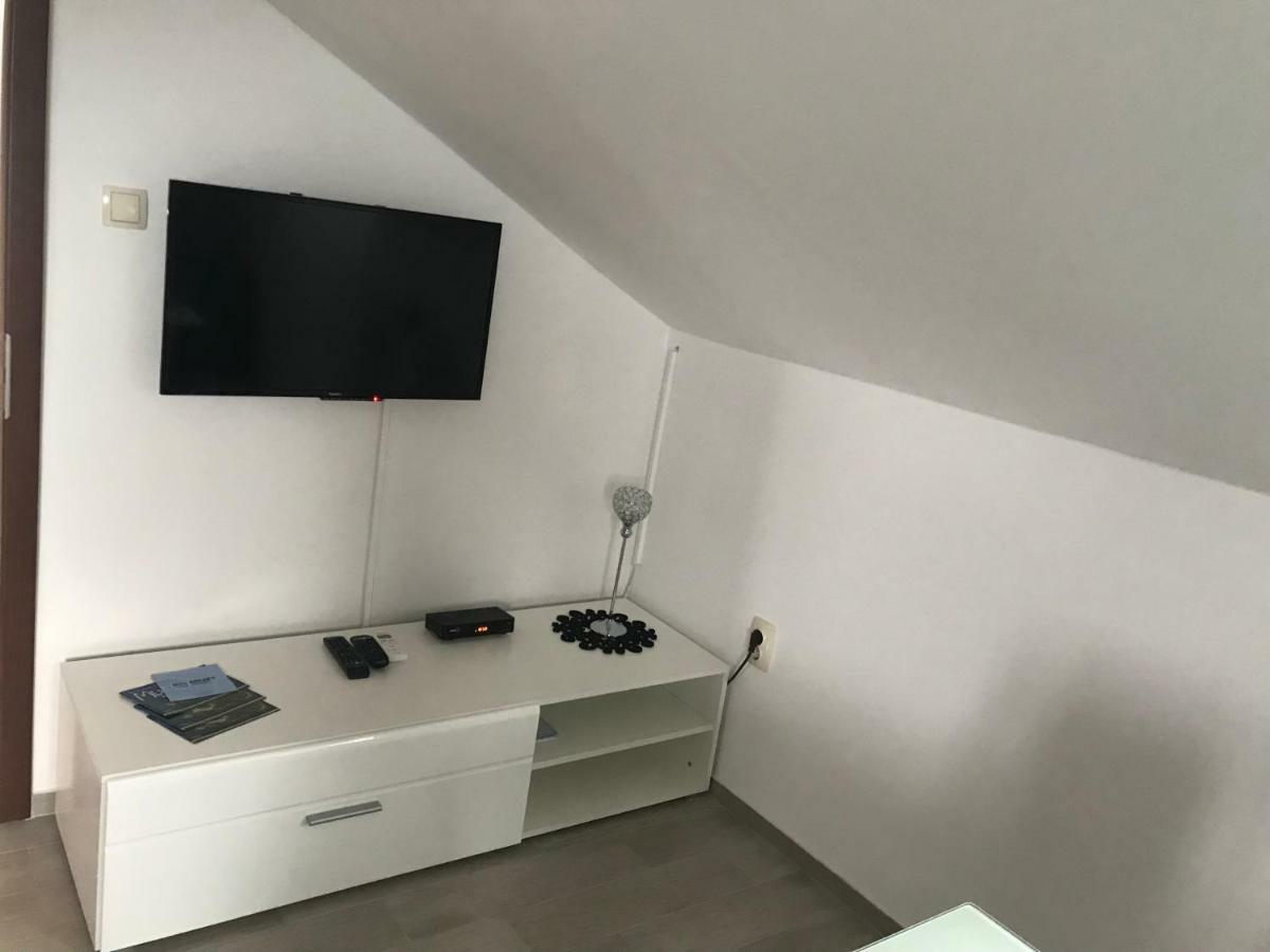 Guesthouse Ruza Sobra Apartments In The Attic Of The House エクステリア 写真