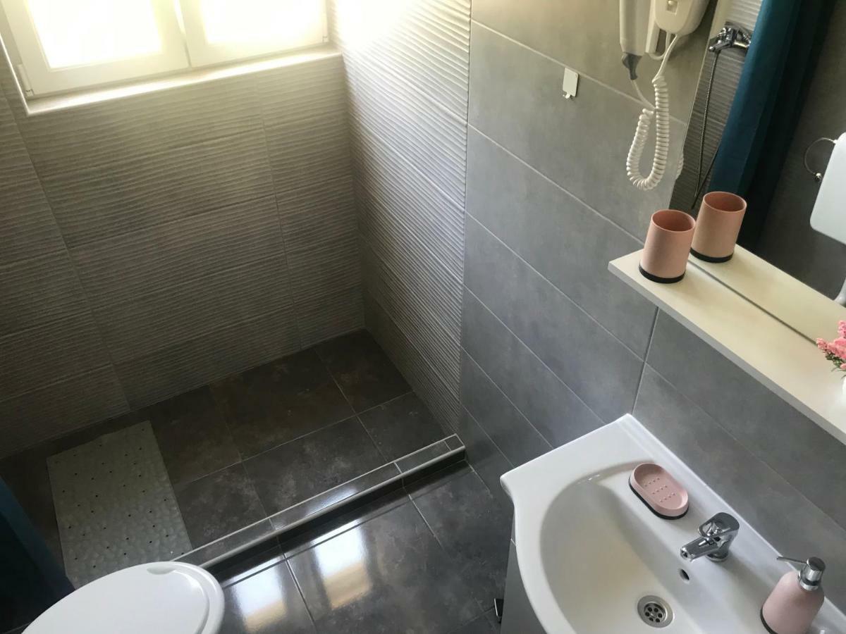 Guesthouse Ruza Sobra Apartments In The Attic Of The House エクステリア 写真